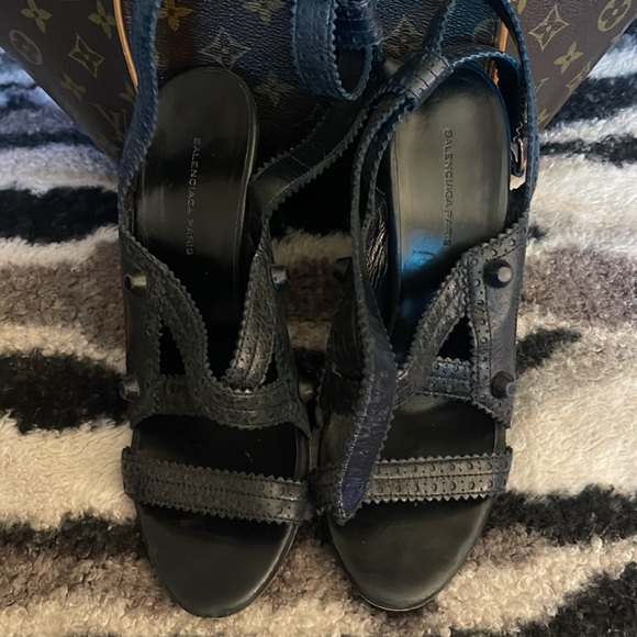 Balenciaga wedges in the color, black size 38 leather - Picture 4 of 6